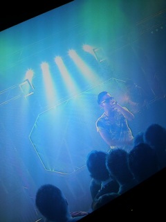 �i-�����E�Ȃ�