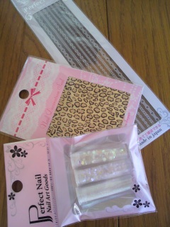 300�~SHOP��NAIL�O�b�Y