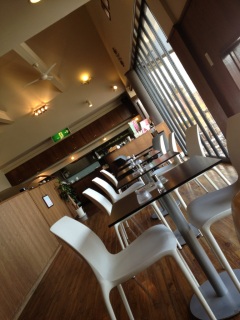 ��{�ɗ��Ă܁`��