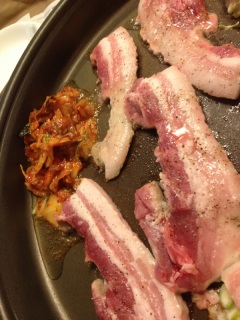 ���ƂŃT���M���b�T��