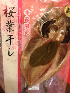 ���t����