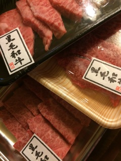 ���j���́A