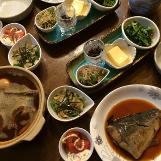 �����Ė�́A