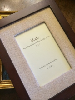 �t�H�g�t���[��