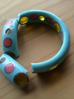 ���ꂽ�u���X���b�g